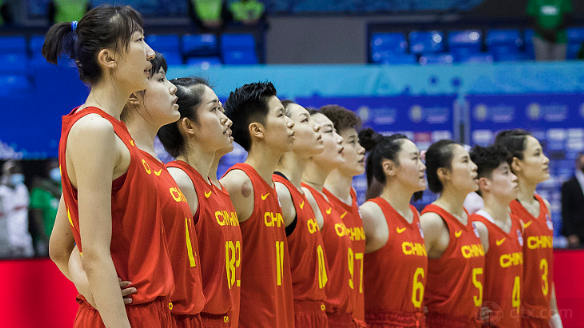 体育：中国女篮VS澳大利亚女篮