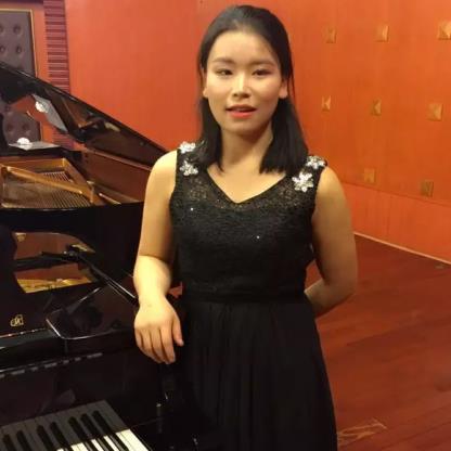 钢琴教师-王滟莉