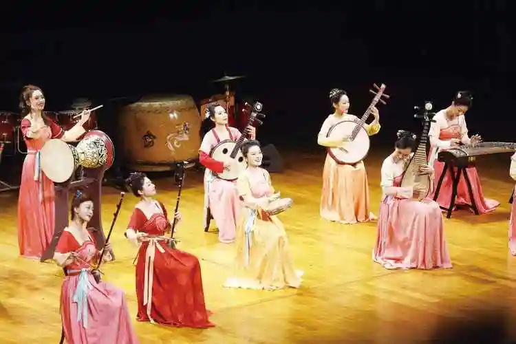 关于高等院校音乐教育重要性的思考与建议